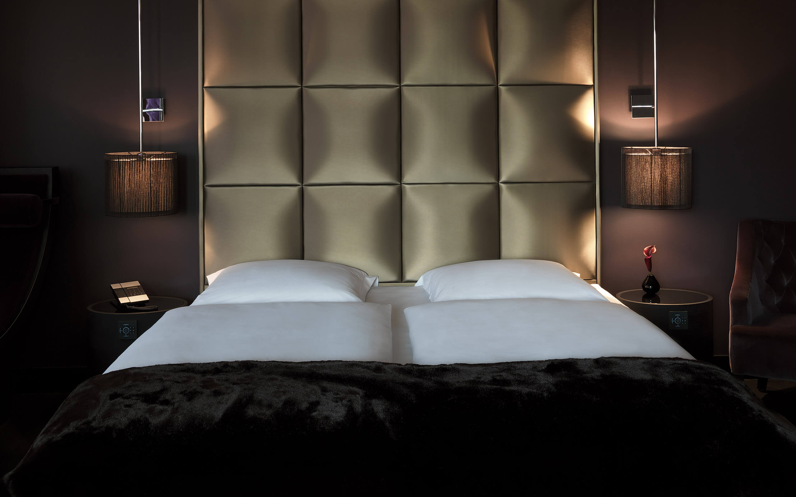 Roomers Frankfurt | The Legend | Rooms and Suites | Superior Room