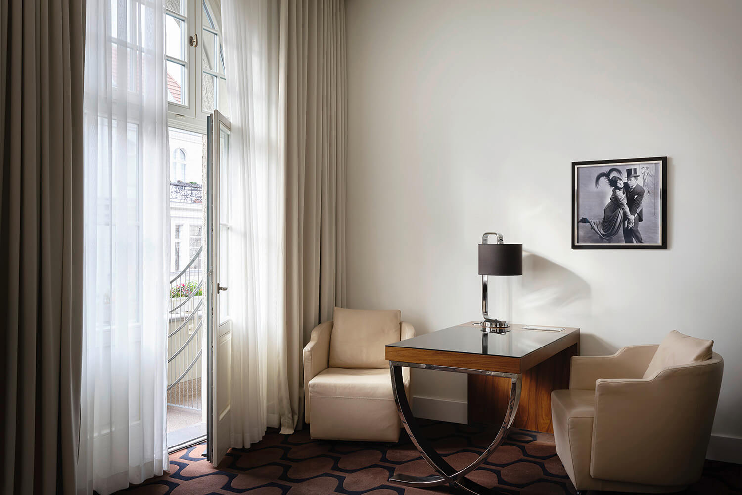 Superior Room Living